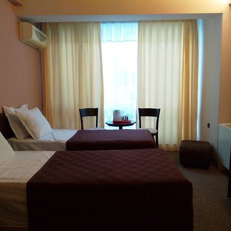 Hotel Sezoni South Burgas Esterno foto