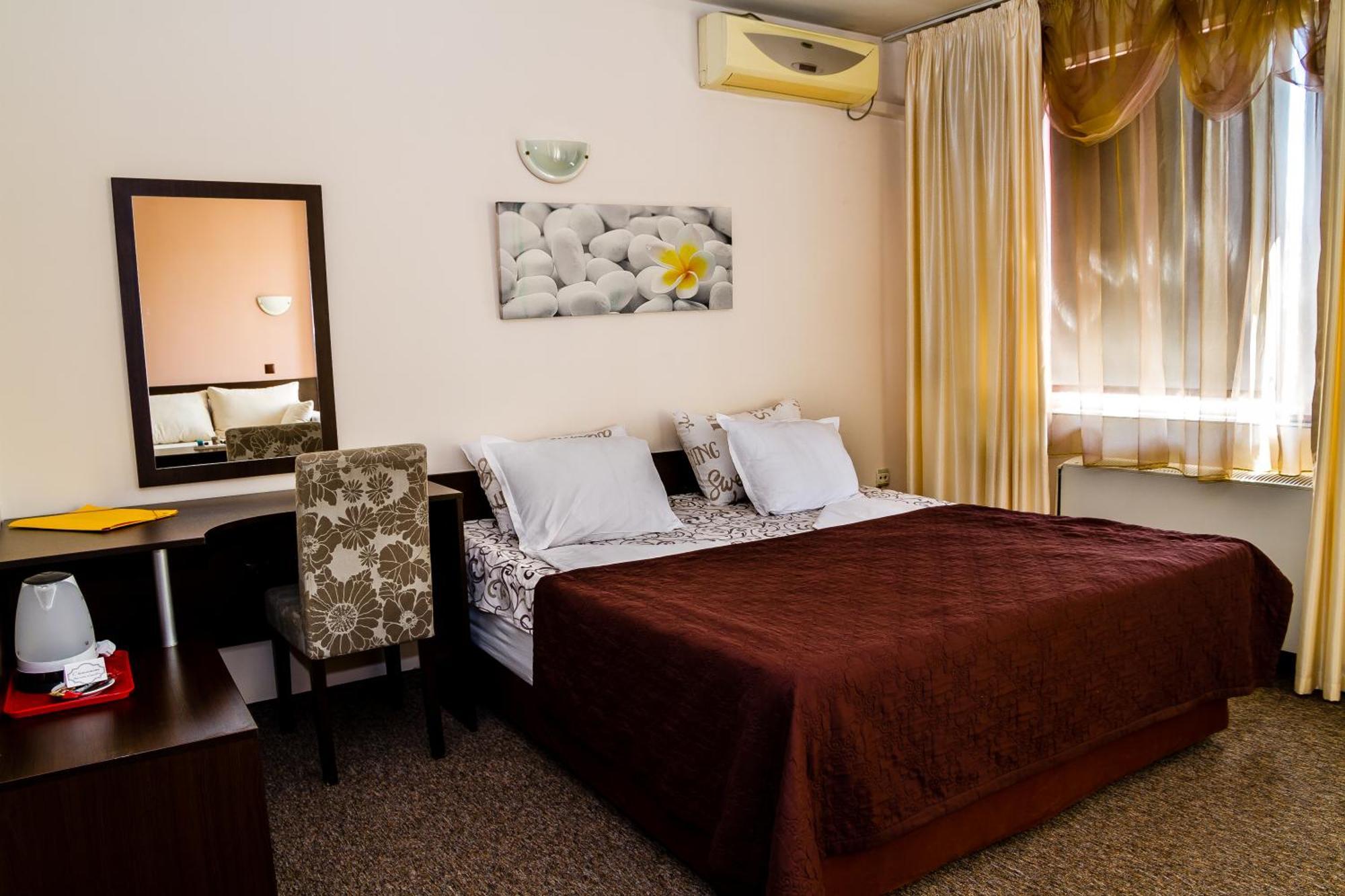 Hotel Sezoni South Burgas Esterno foto